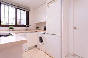 アパートメント | 4 室のベッドルーム