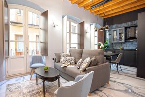 شقة | 2 عدّة غرف نوم وأسرّة أطفال/رضّع (مجانًا)