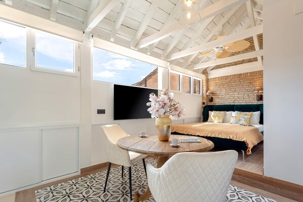 公寓 | 2 間睡房、互聯網