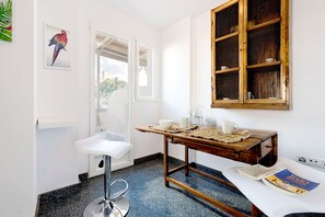 อพาร์ทเมนท์ | 3 ห้องนอน, อินเทอร์เน็ตความเร็วสูง