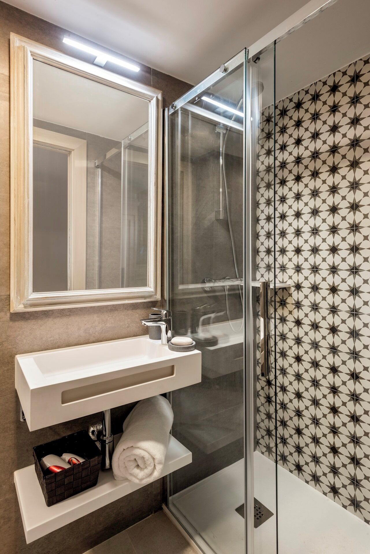 Apartment | 4 bedrooms, Internet