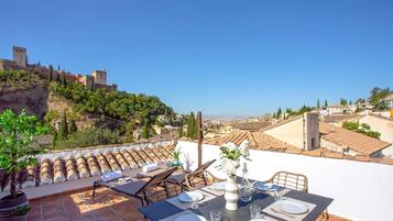 House | 3 bedrooms, Internet