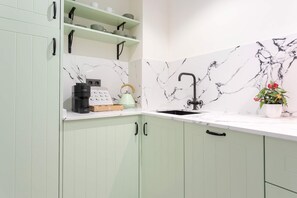 公寓 | 1 間臥室、網路服務