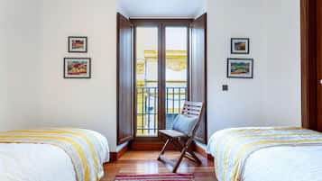 Rumah | 4 kamar tidur dan internet