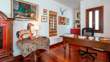 Rumah | 4 kamar tidur dan internet