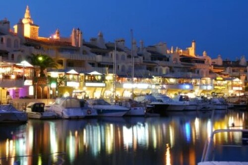 Luxury Apartment With Sea View