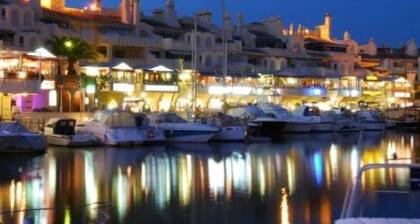 Luxury Apartment With Sea View