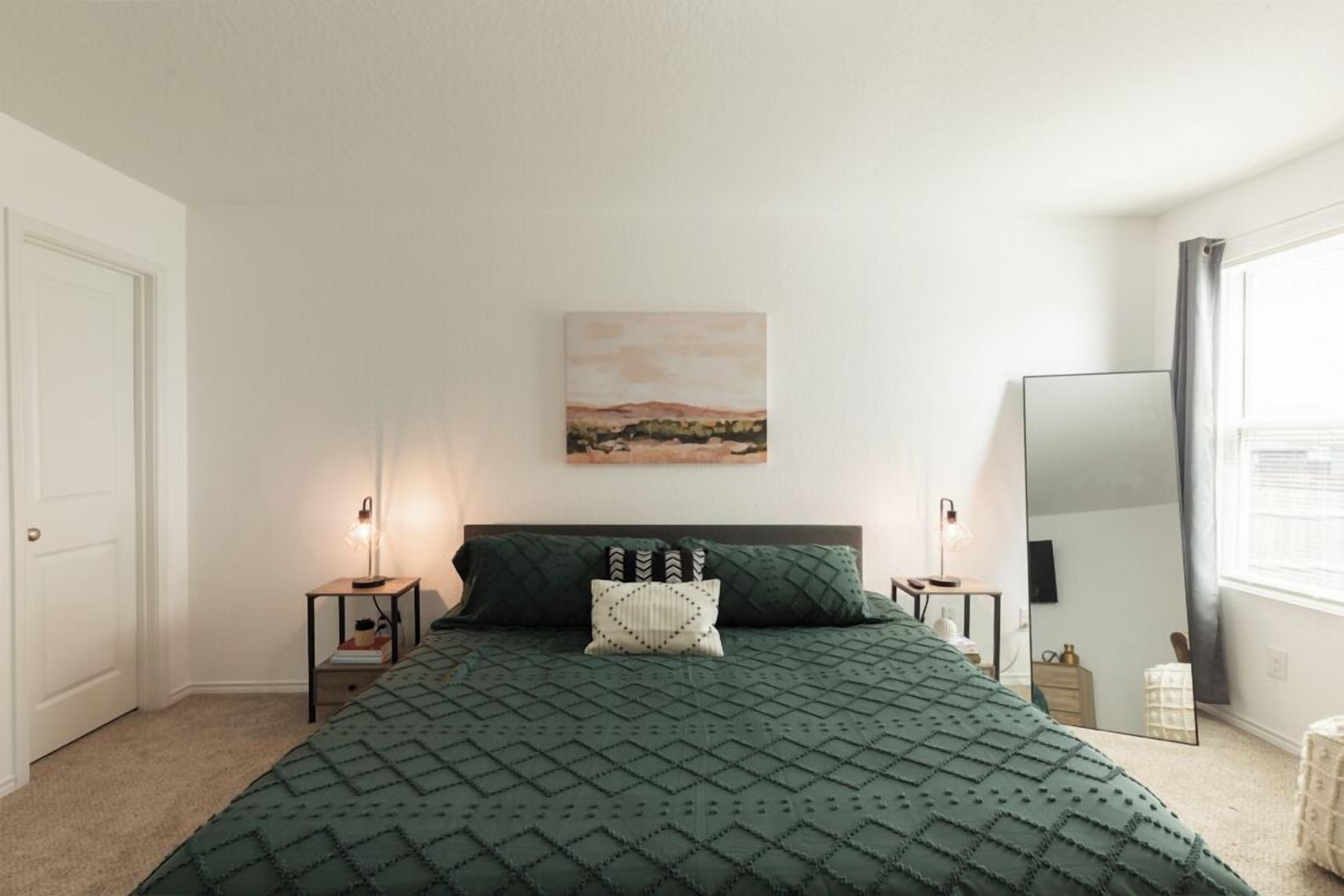 3 habitaciones, escritorio, wifi gratis y ropa de cama 