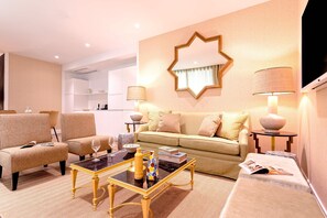 Apartment | 2 bedrooms, free cribs/infant beds