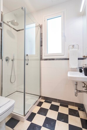 Lejlighed | 3 soveværelser, internet