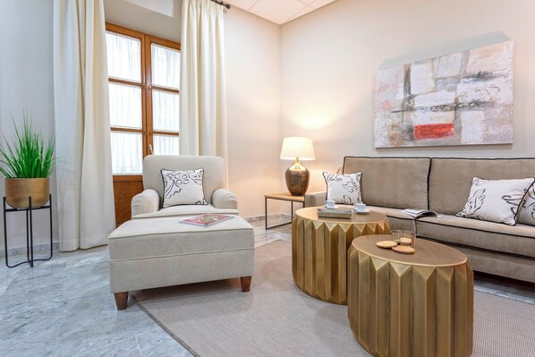 Lejlighed | 3 soveværelser, gratis baby-/barnesenge, internet