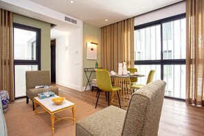 อพาร์ทเมนท์ | 2 ห้องนอน, อินเทอร์เน็ตความเร็วสูง