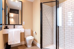 Apartment - Luxury 2bd Near Torre del Oro Betis Xxii (Seville)