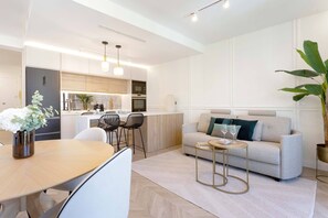 1 bedroom, Internet - Luxury Apartment in Sevilla Center Chicarreros (Seville)