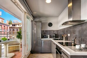 2 chambres, lits bébé (gratuits)