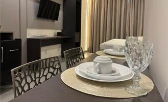 Apartamento | Cocina privada | Frigorífico y microondas