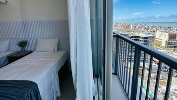 Basic Apartment | Free WiFi, bed sheets