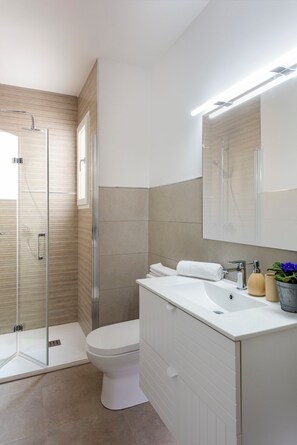 Apartemen | 4 kamar tidur
