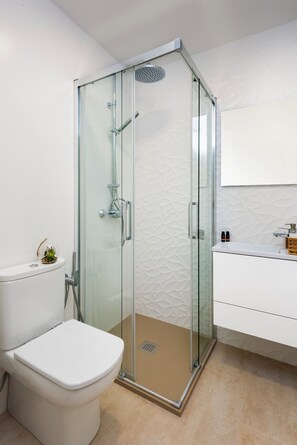 Apartament | 2 dormitoris i Internet 