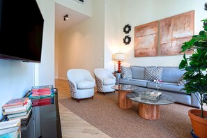 Apartment - Prime Location 2 BD Apartement Next to the Town Hall Square Zaragoza II (Seville)