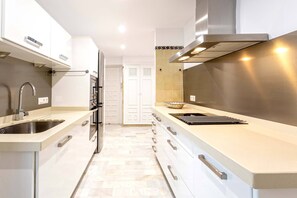 公寓 | 4 間睡房、互聯網