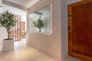 Apartment | 4 bedrooms, Internet - Spacious Apartment in Granada Center San jer Nimo (Granada)