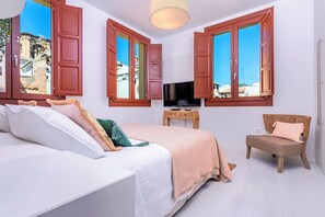 Apartment | 2 bedrooms - Stunning 2-bedroom Apartment Near Cathedral Zacatin 303 (Granada)