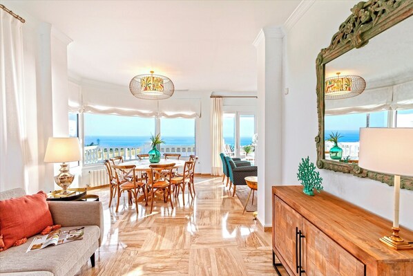 Villa | 6 soveværelser, gratis baby-/barnesenge