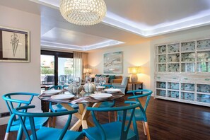 公寓 | 3 間臥室、網路服務