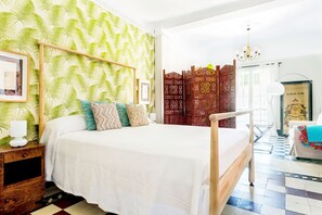 Apartment | 3 bedrooms, Internet - Stylish Beautiful 3 Bd Aptm in a Wonderful Location Romanilla (Granada)