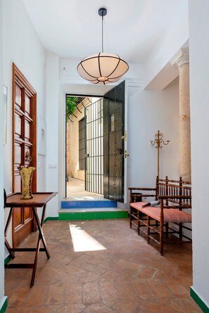 2 bedrooms, Internet - Traditional Sevillan House 2 BD in Santa Cruz Corral del Rey (Seville)