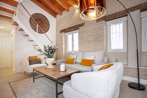 2 bedrooms, Internet