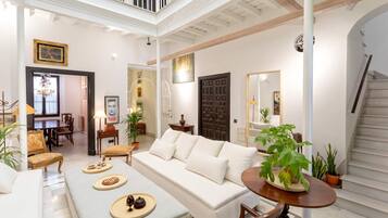 House | 5 bedrooms