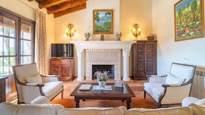 Unclassified image, 5 of 23, button - Villa Viewpoint Private Pool Sleeps 6 Views (Frigiliana)