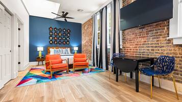 4 habitaciones, tabla de planchar con plancha y wifi gratis