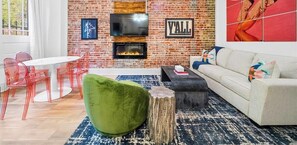 Dining - Chic & Cozy Lofts in Hot Springs Downtown Hub (Hot Springs)