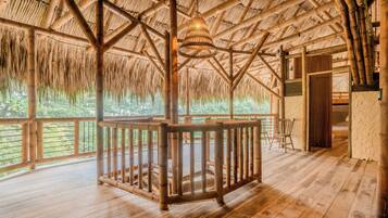 Standard Shared Dormitory, Garden View | Bed sheets