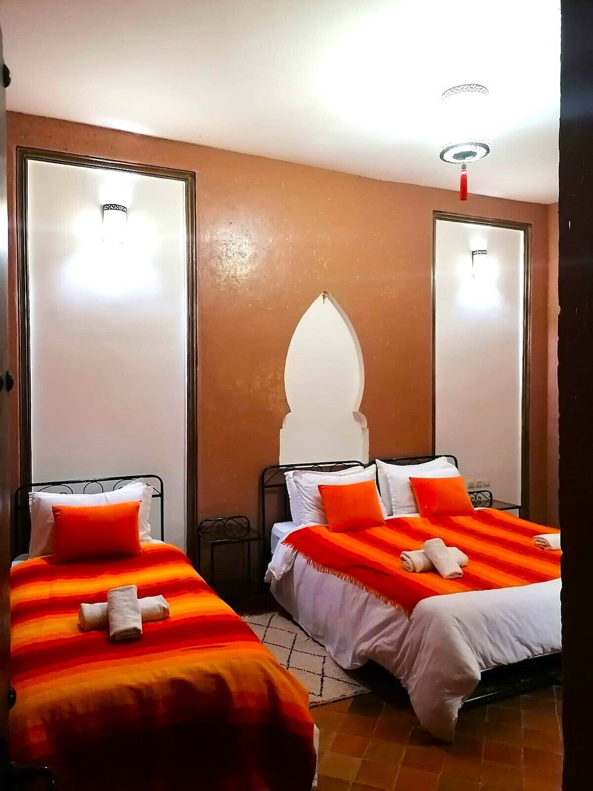 Chambre Confort, balcon, vue piscine | Literie de qualité supérieure, couette en duvet d'oie, bureau