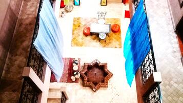 Comfort Room, Courtyard View | Premium bedding, down comforters, desk, free WiFi