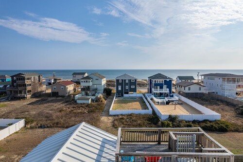 Semi-Oceanfront, Ocean Views! 225ft to Beach! -Pool, Hot Tub,Pool Table,Dogs OK!