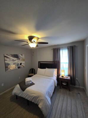 5 bedrooms, desk, iron/ironing board, free WiFi