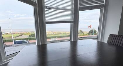 Salty Puffin - A Sea View Retreat