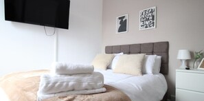 2 dormitorios, tabla de planchar con plancha, wifi