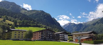 Domizil Alpine Retreat 15 With Balcony