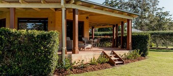 Chez Vous Estate Pokolbin - Hunter Valley! Accommodation for up to 18 guests