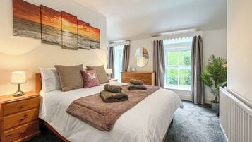 3 bedrooms, free WiFi, bed sheets