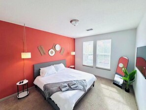 1 bedroom, iron/ironing board, travel cot, free WiFi