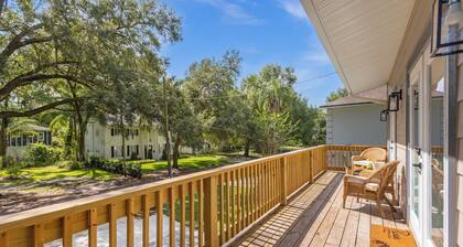 The Treehouse Lake Davis - Stylish Home Downtown Orlando Tranquil w/ Balcony