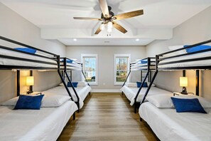 4 bedrooms, iron/ironing board, free WiFi, bed sheets