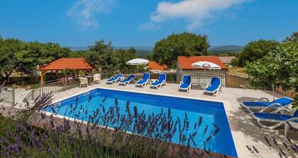 Wonderful Krk Island Stay: Shared Pool, Grill Patio, and Nearby Beaches - Double Room